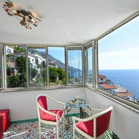 Sleeps 6 T721478 *